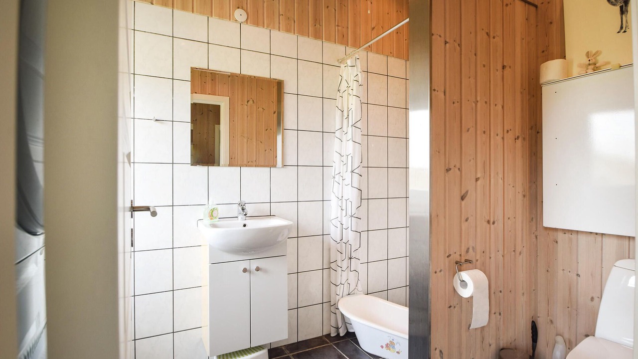 Photo of Bathroom in Krejbjerg