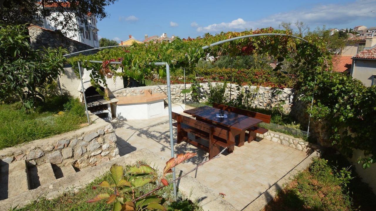 Photo of Outdoor in Cove Murtar