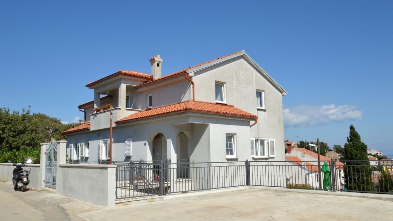 Photo of Outdoor in Cove Murtar