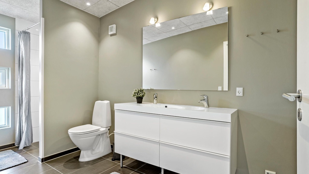 Photo of Bathroom in Fynshav