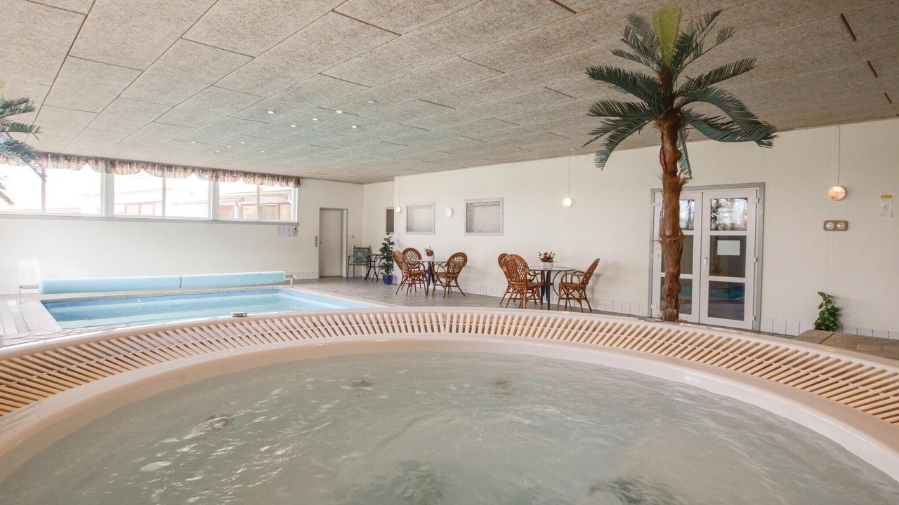 Photo of Outdoor in Mandoe