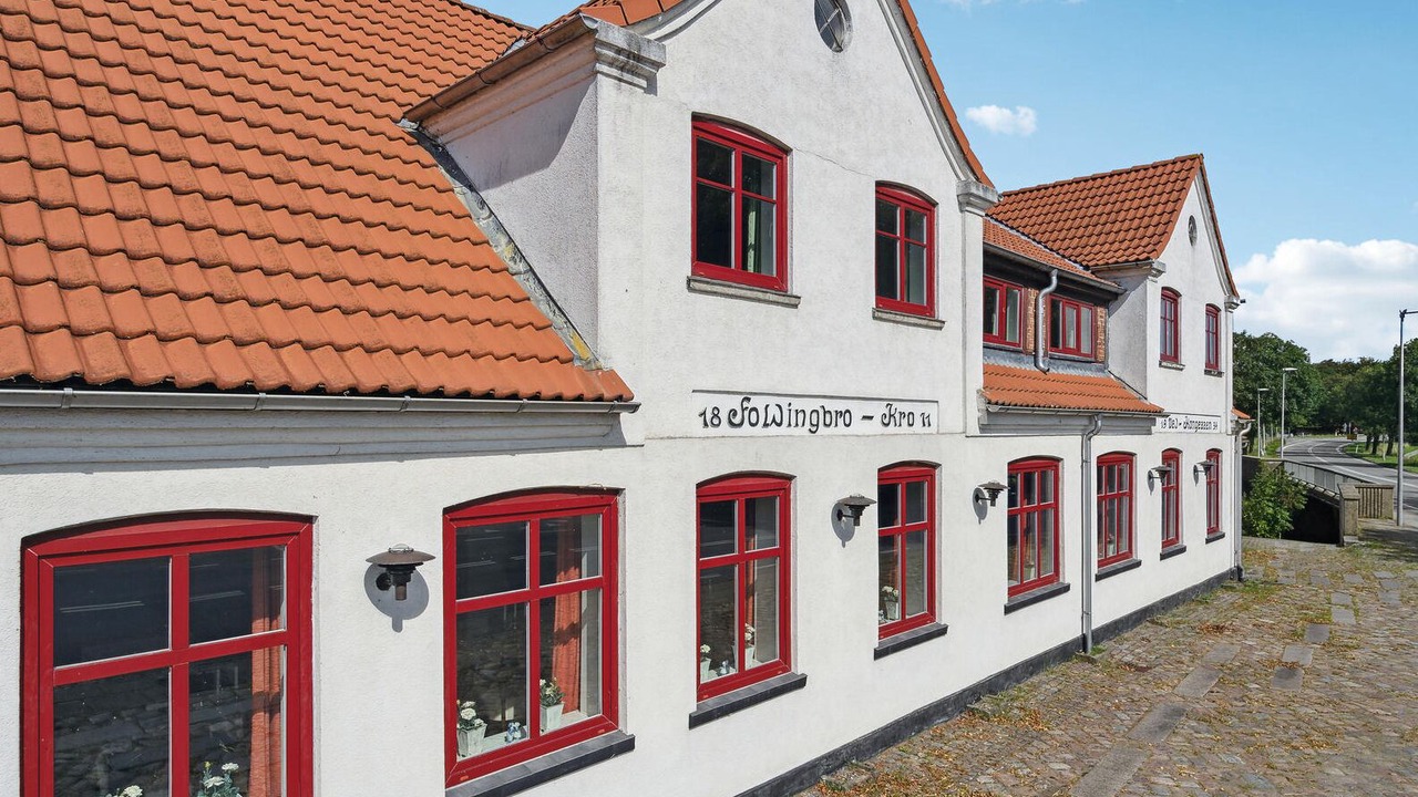 Photo of Others in Mandoe