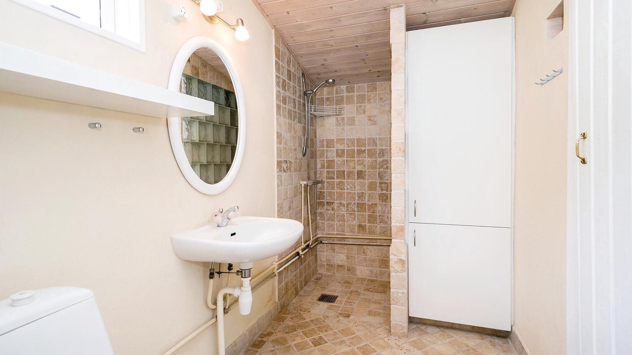 Photo of Bathroom in Hadsund