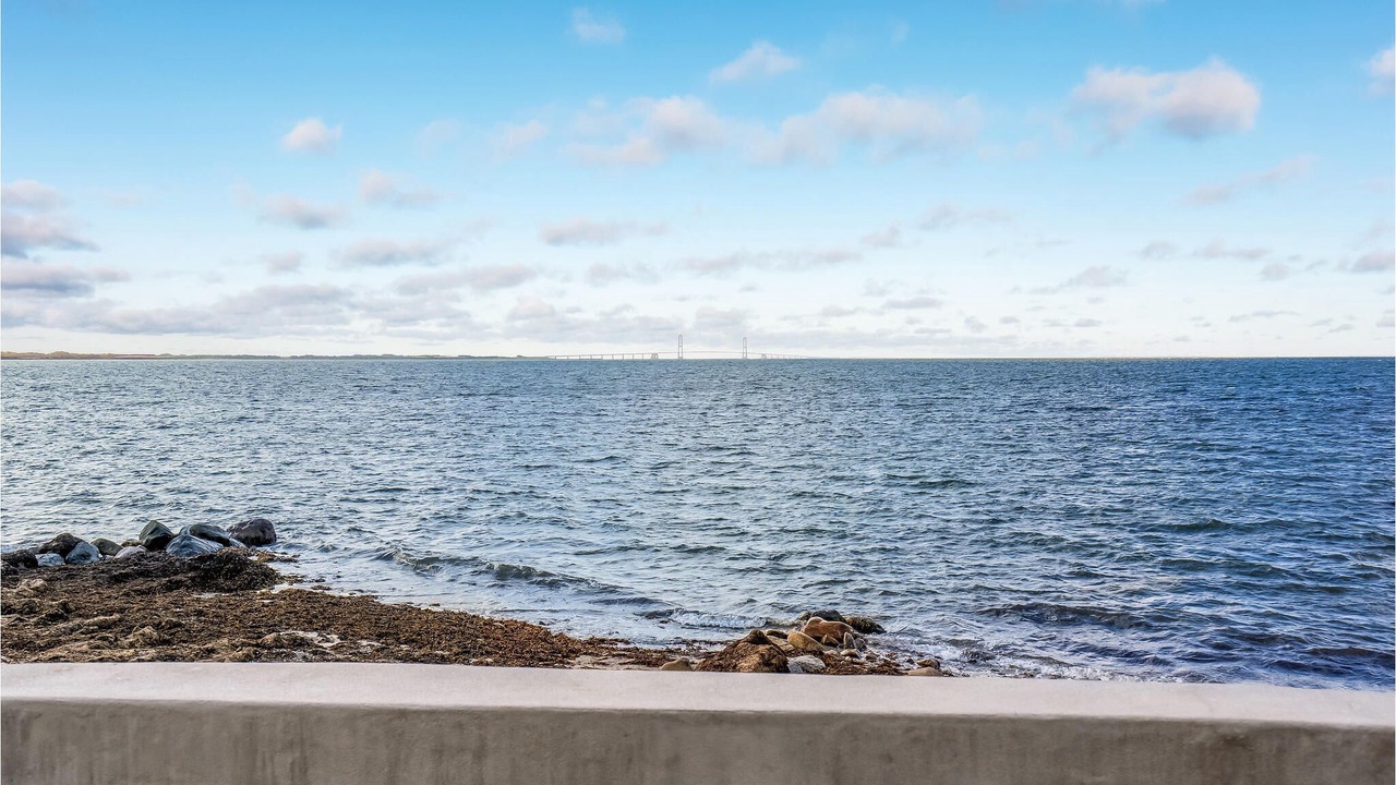 Photo of Others in Frolunde