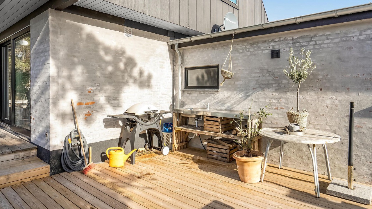 Photo of Others in Frolunde