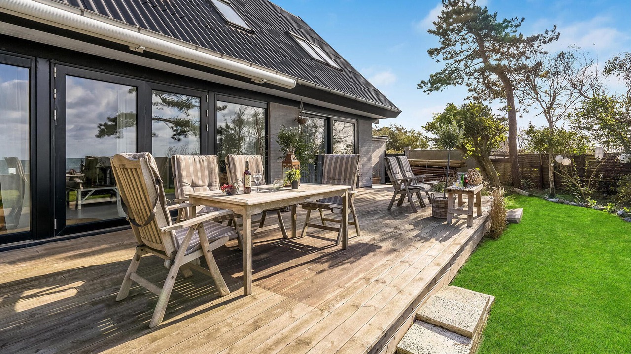 Photo of Others in Frolunde