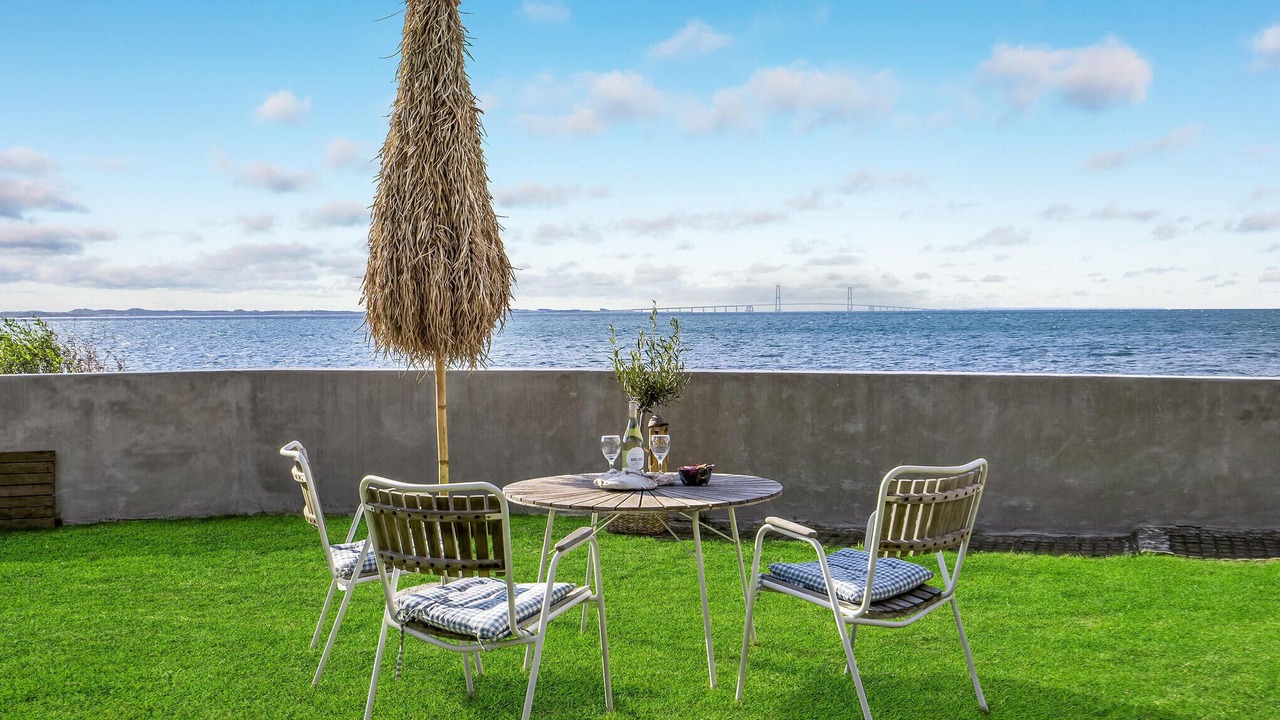 Photo of Others in Frolunde