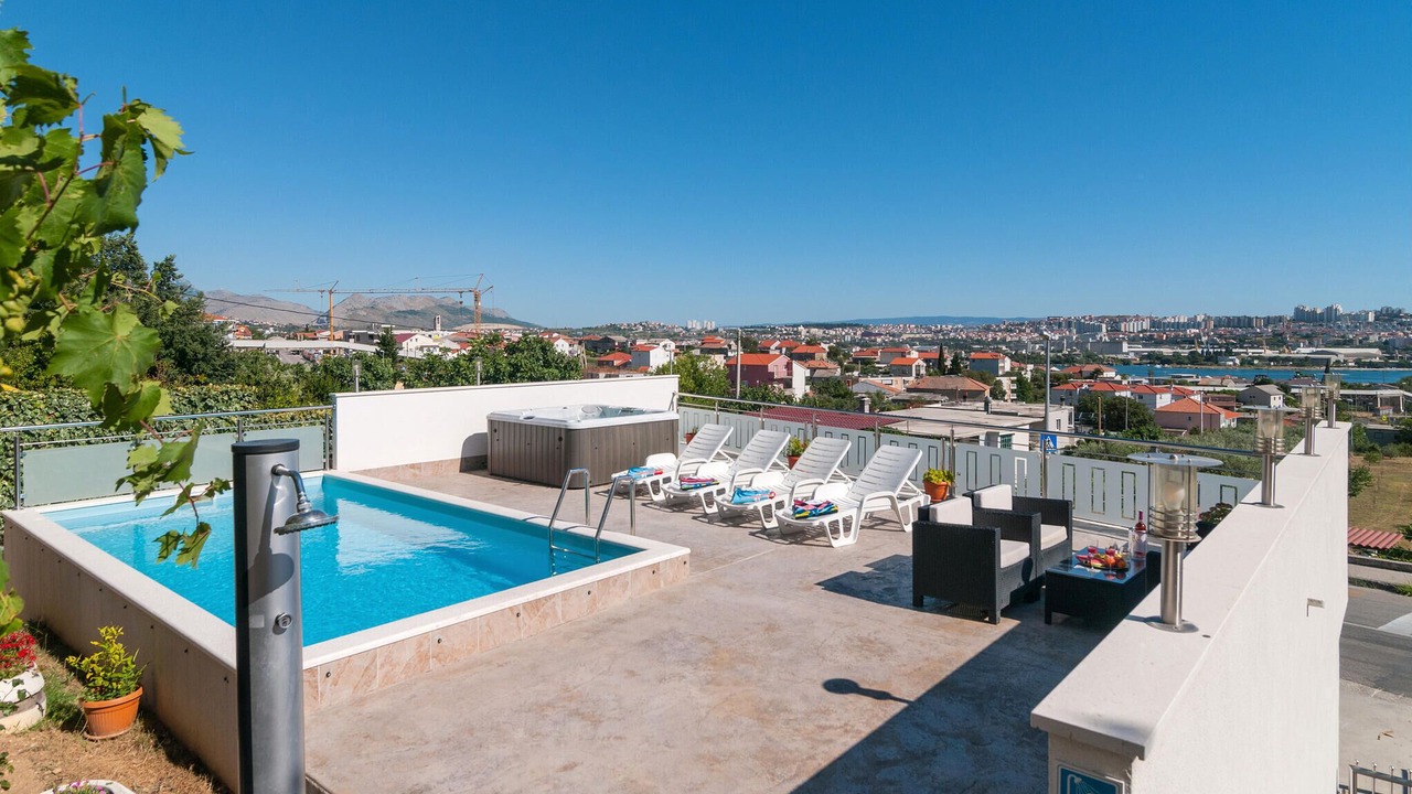 Photo of Outdoor in Kastela
