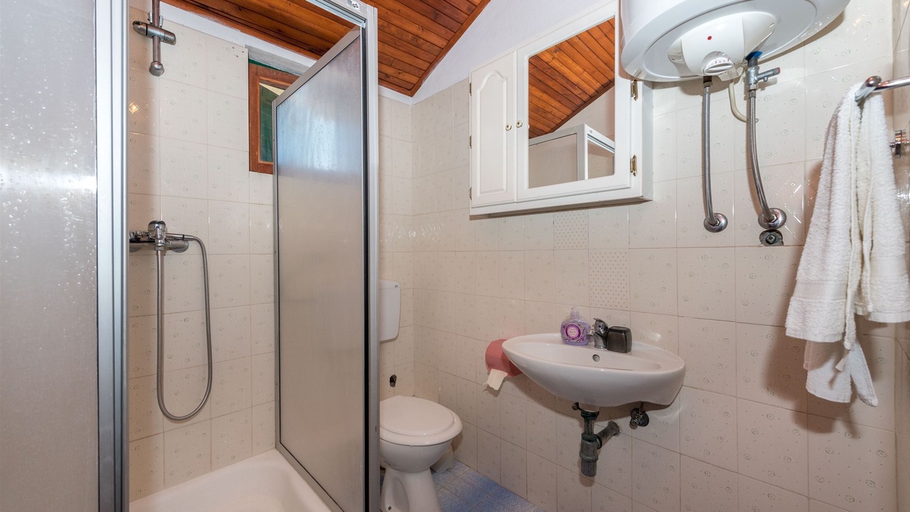 Photo of Bathroom in Srima