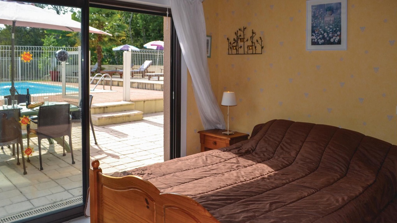 Photo of Others in Blis-et-Born