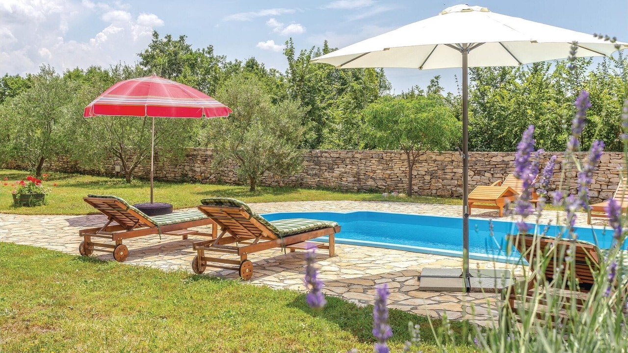Photo of Outdoor in Puljane