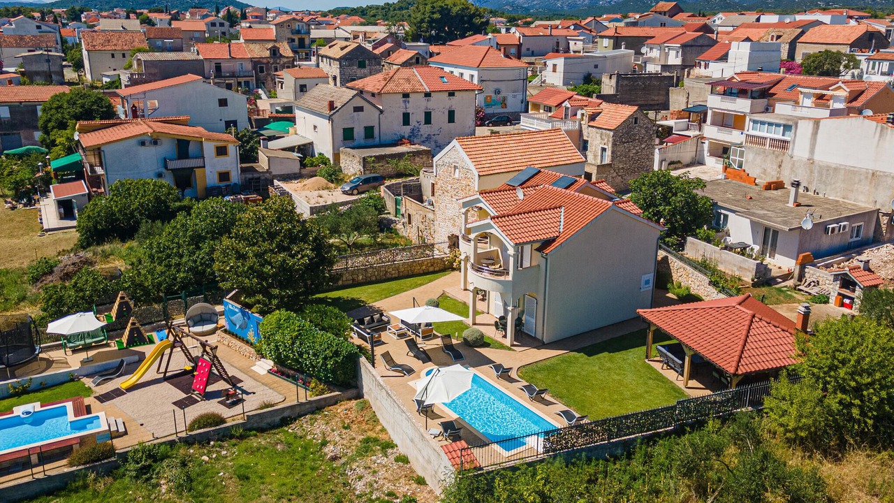 Photo of Others in Pirovac