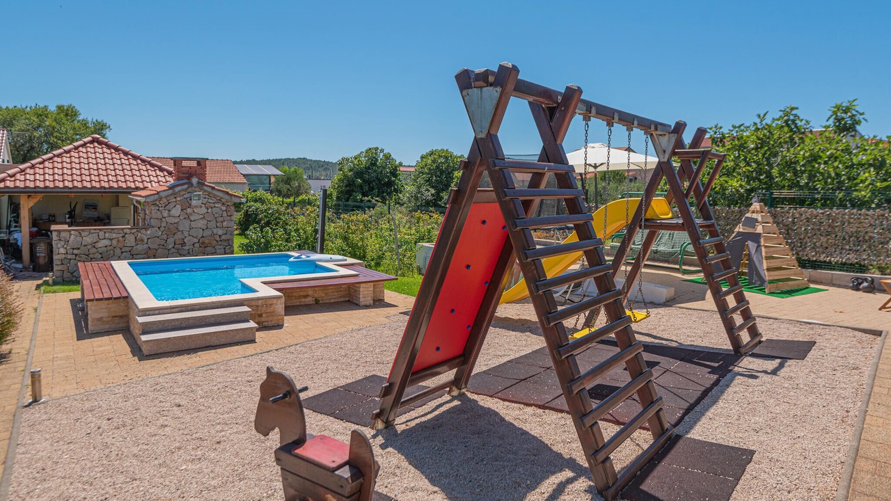 Photo of Outdoor in Pirovac