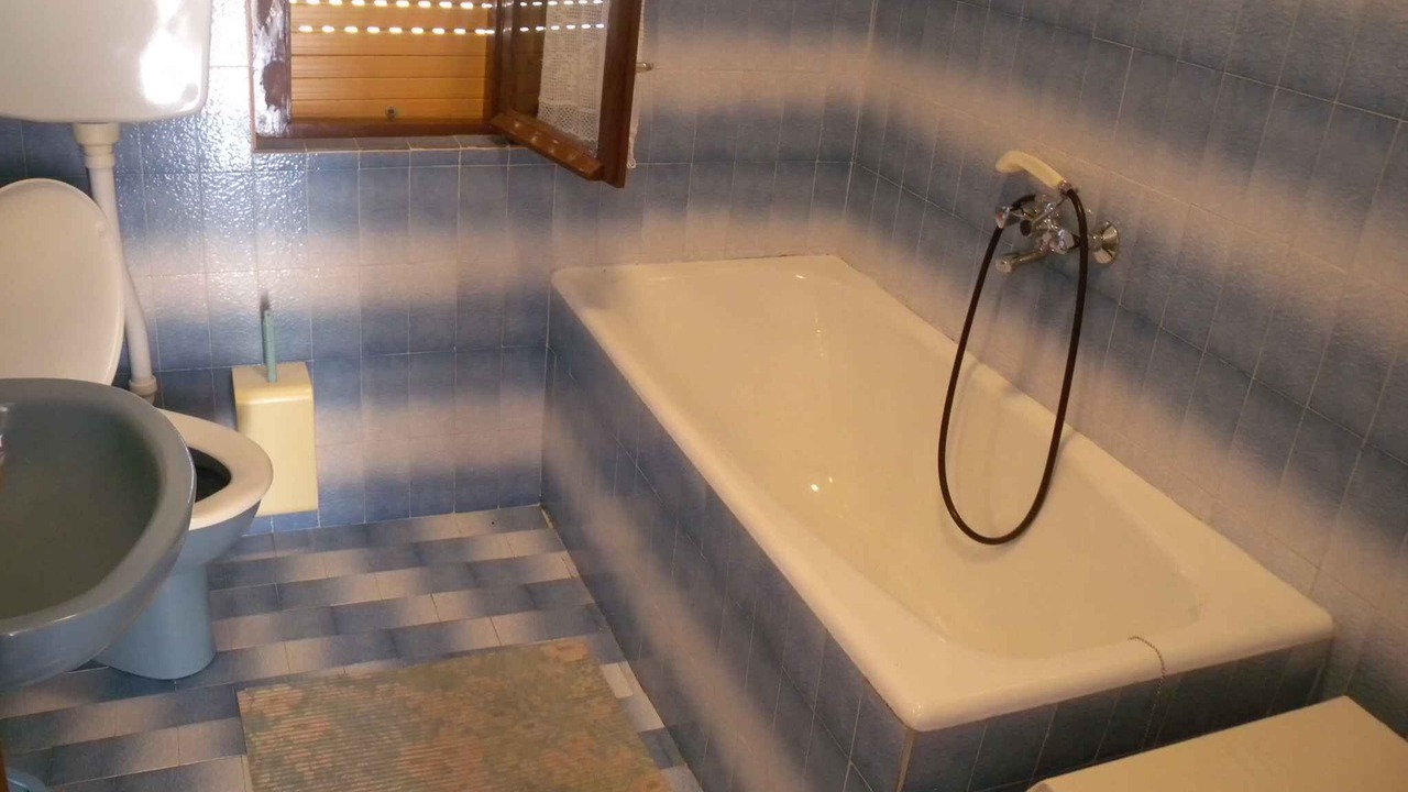 Photo of Bathroom in Suha Punta