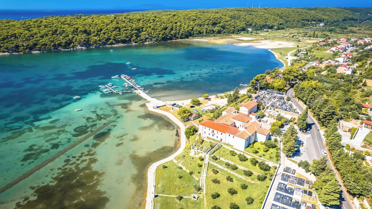 Photo of Outdoor in Suha Punta