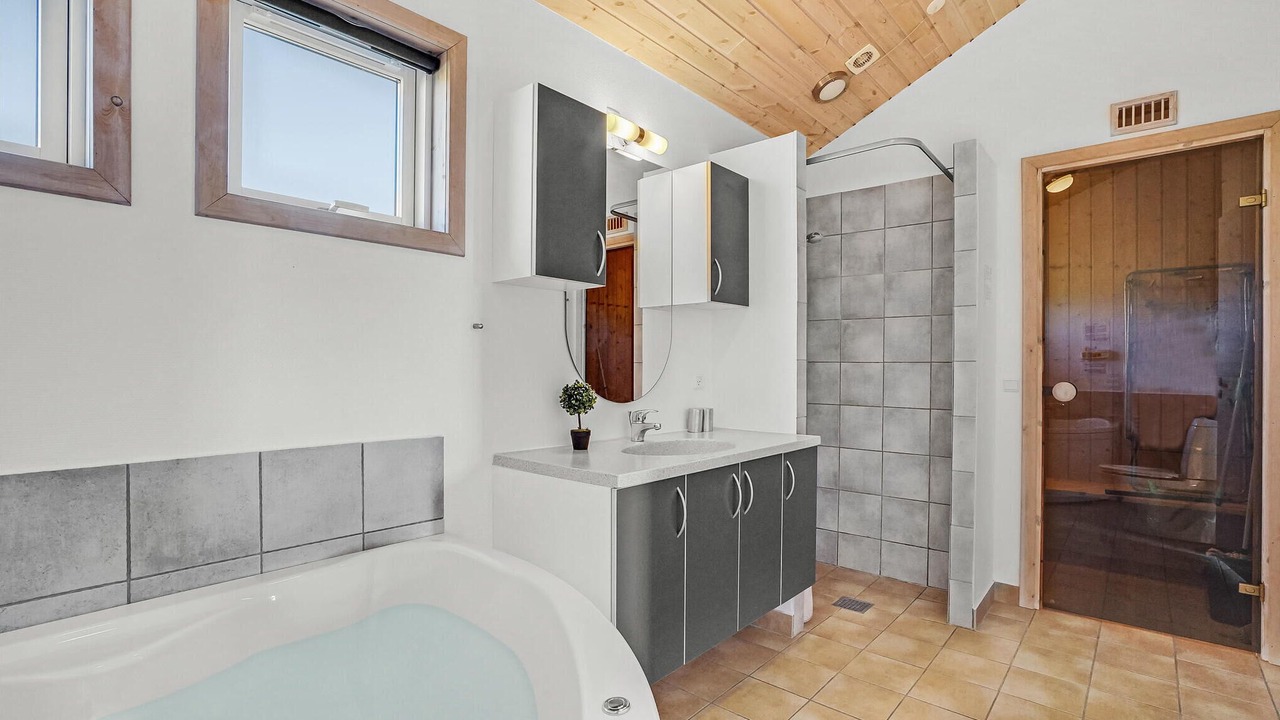 Photo of Bathroom in Lild Strand