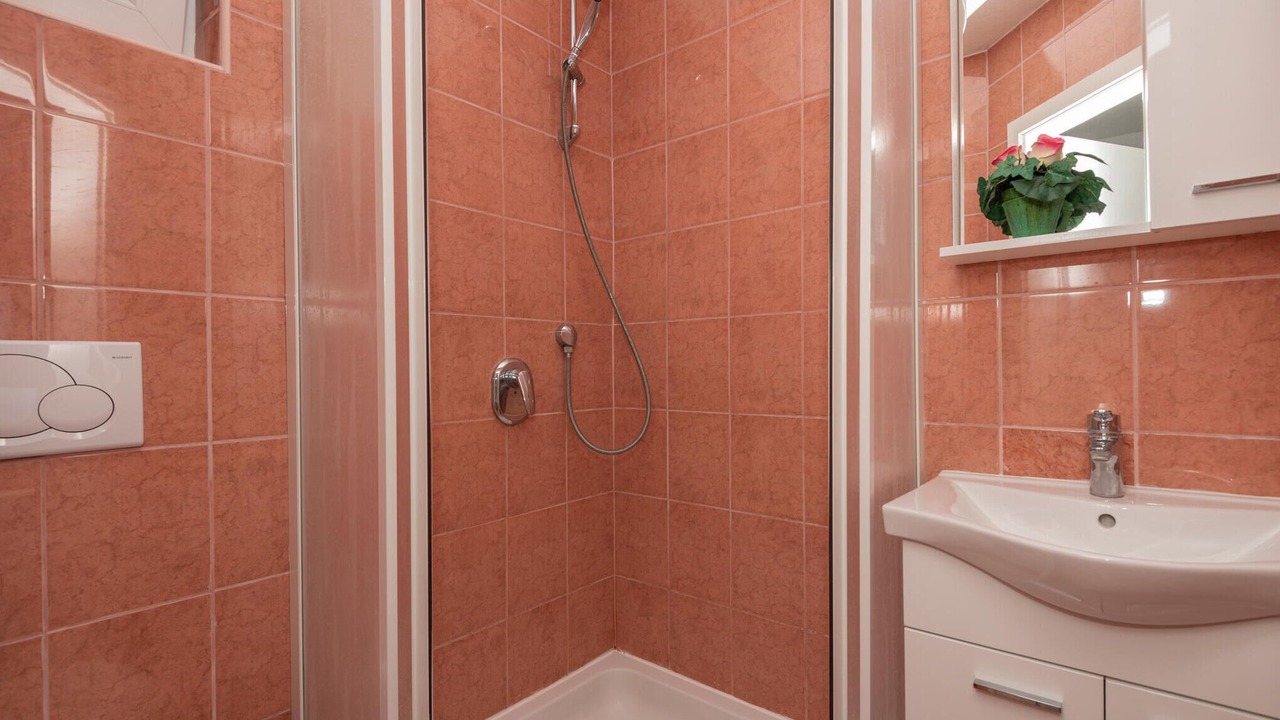 Photo of Bathroom in Podaca