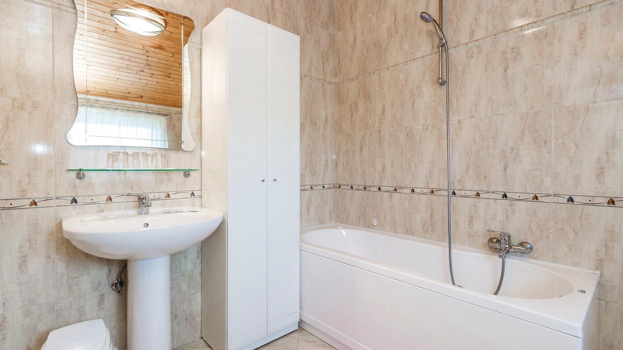 Photo of Bathroom in Brsec