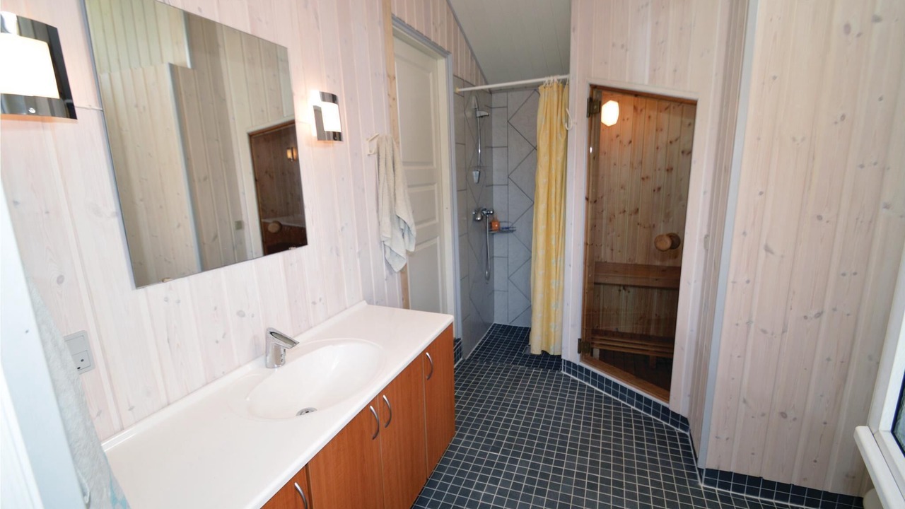 Photo of Bathroom in Nr. Lyngby Strand