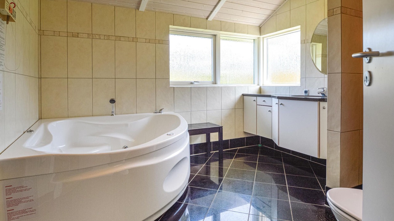 Photo of Bathroom in Blavand