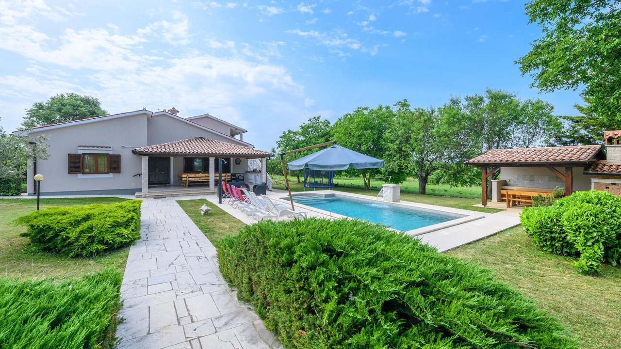 Photo of Outdoor in Orihi