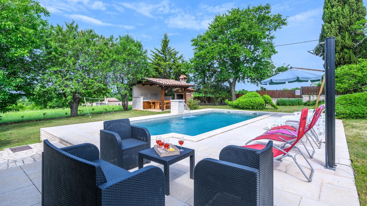 Photo of Outdoor in Orihi