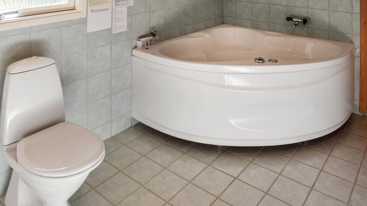 Photo of Bathroom in Hov