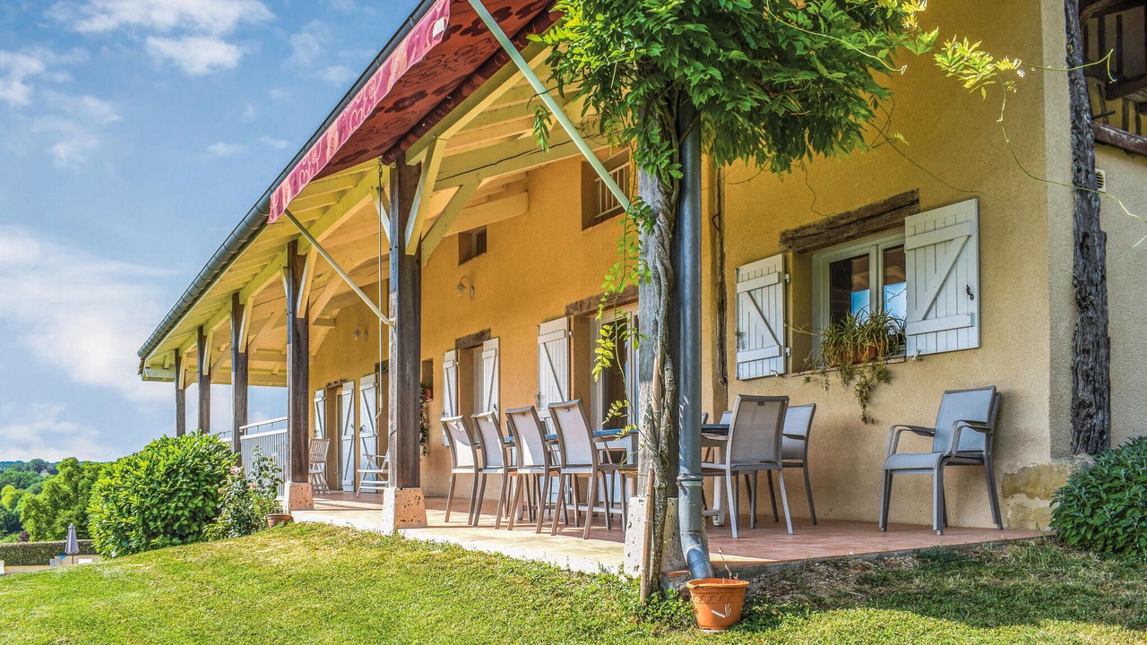 Photo of Outdoor in Bourgougnague