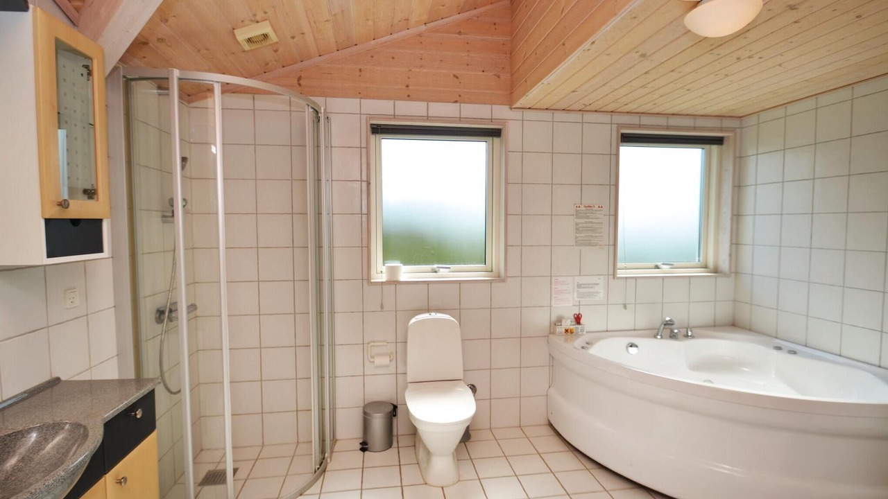 Photo of Bathroom in Marielyst