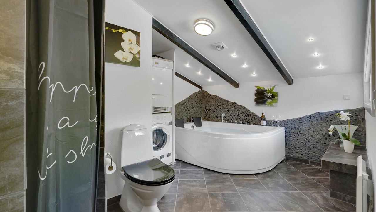 Photo of Bathroom in Saltum