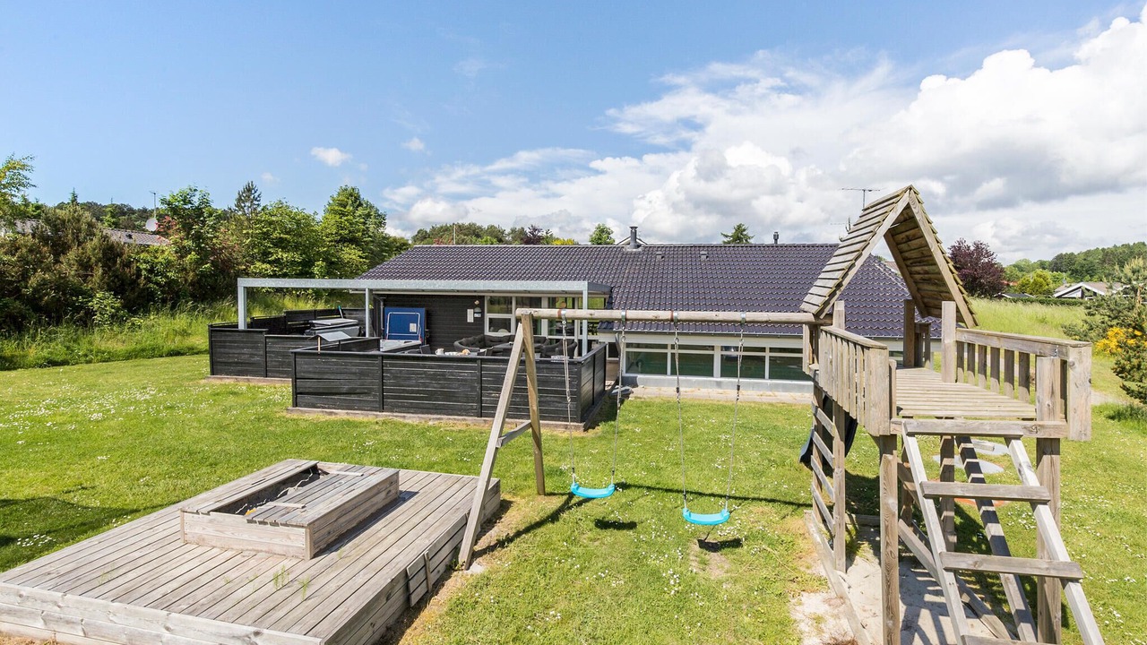 Photo of Others in Lyngsbæk Strand
