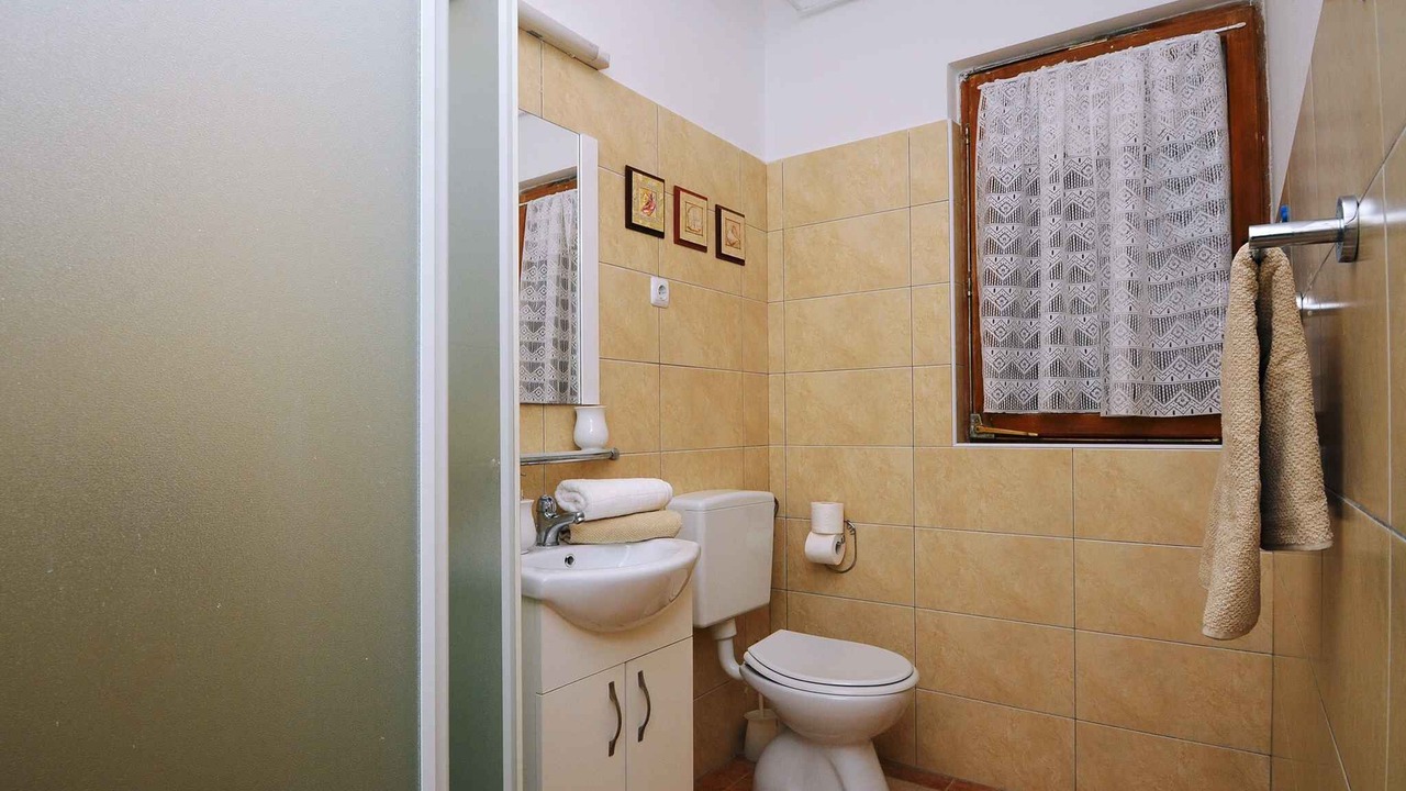 Photo of Bathroom in Presika