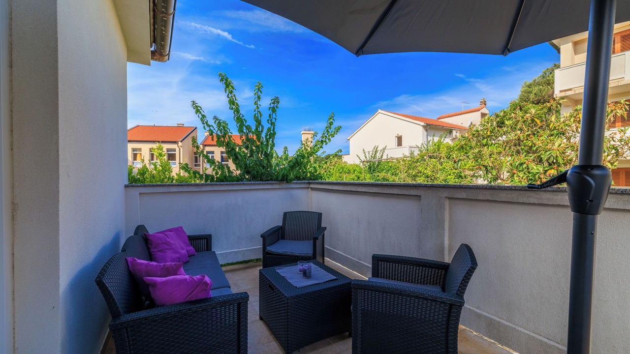 Photo of Outdoor in Banjol