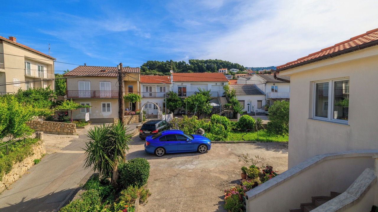 Photo of Outdoor in Banjol