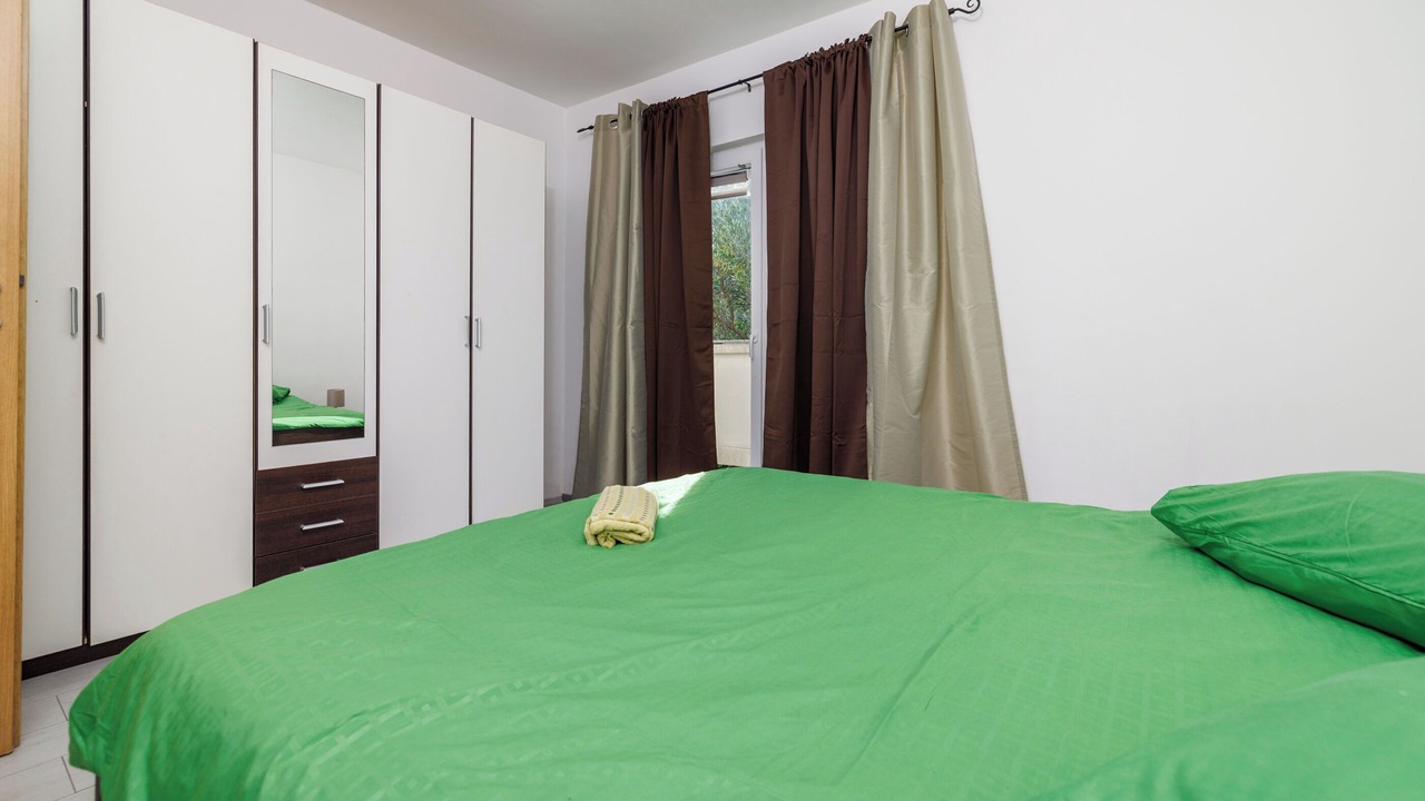 Photo of Bedroom in Banjol