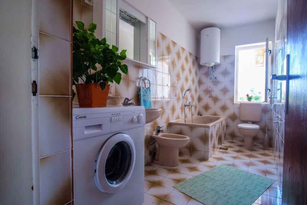 Photo of Bathroom in Barbat na Rabu