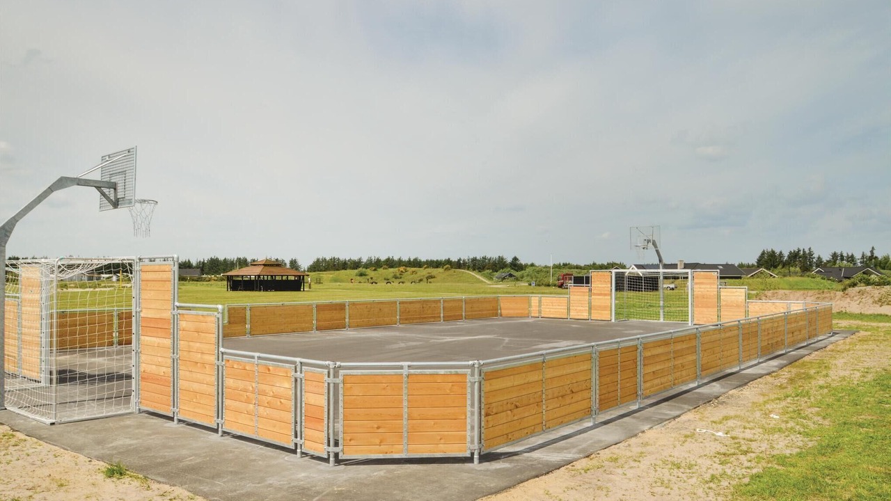 Photo of Others in Tranum