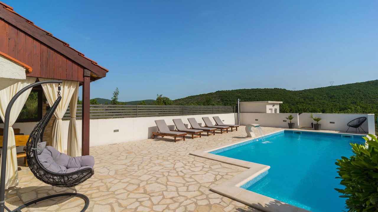 Photo of Outdoor in Klis