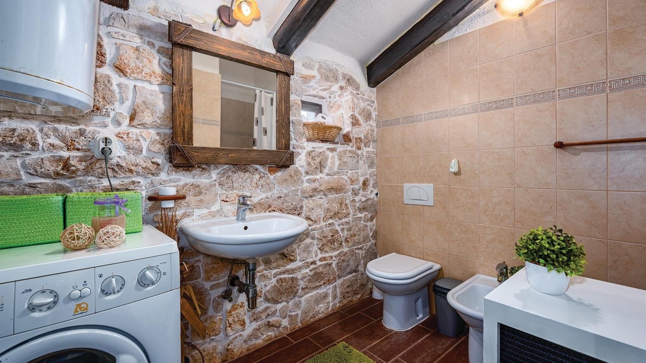 Photo of Bathroom in Gedici