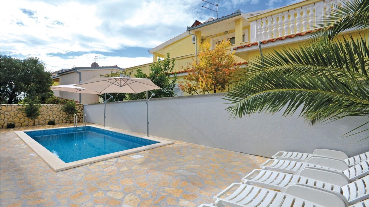 Photo of Outdoor in Okrug Gornji