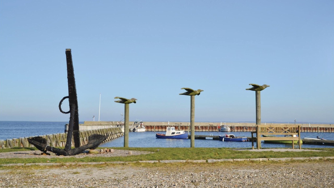 Photo of Others in Hvalpsund