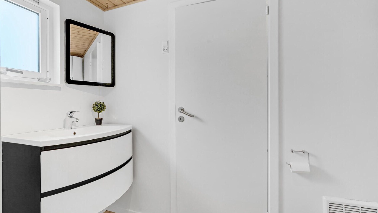 Photo of Bathroom in Hvalpsund