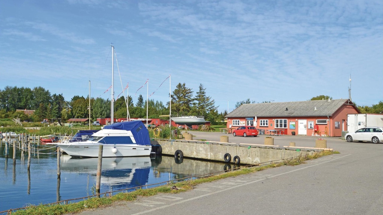 Photo of Others in Askeby