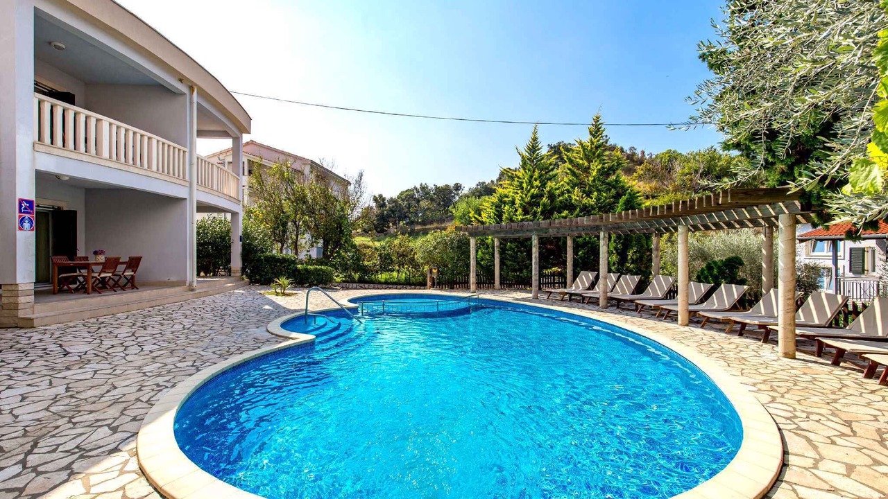 Photo of Outdoor in Suha Punta