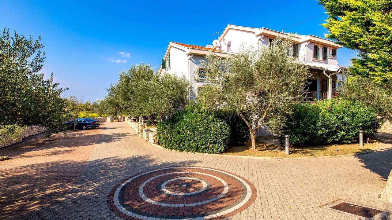Photo of Outdoor in Suha Punta