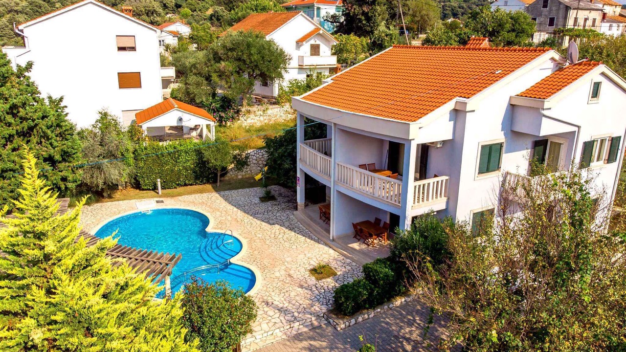 Photo of Outdoor in Suha Punta
