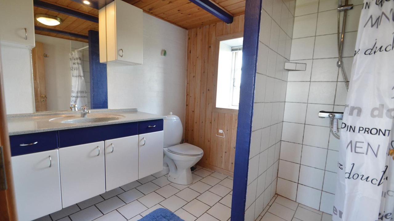 Photo of Bathroom in Ronbjerg