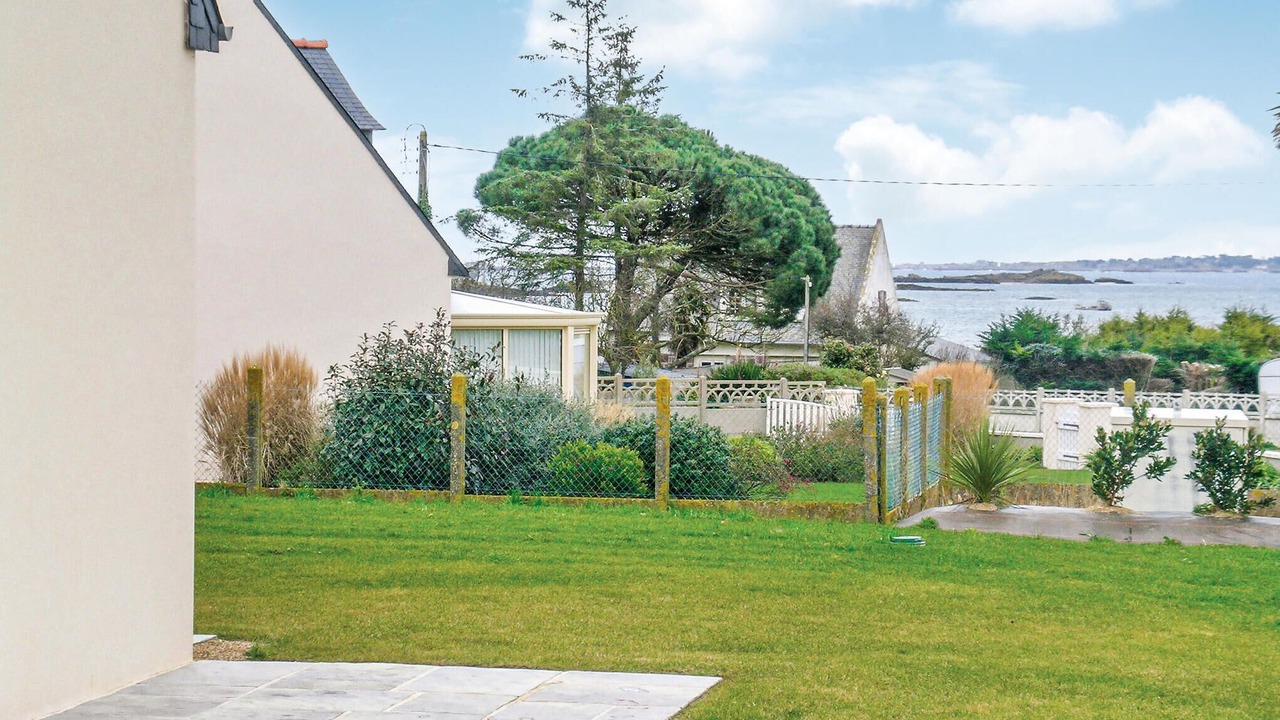 Photo of Others in Lanmodez