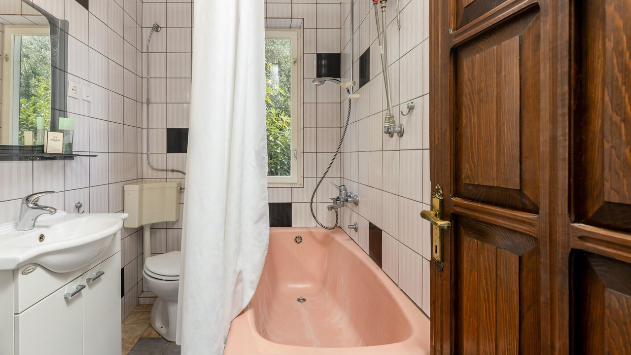 Photo of Bathroom in Banjol