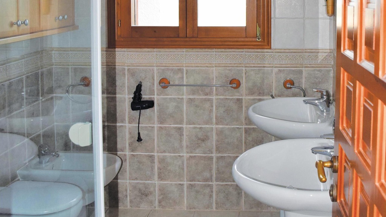 Photo of Bathroom in Oliva